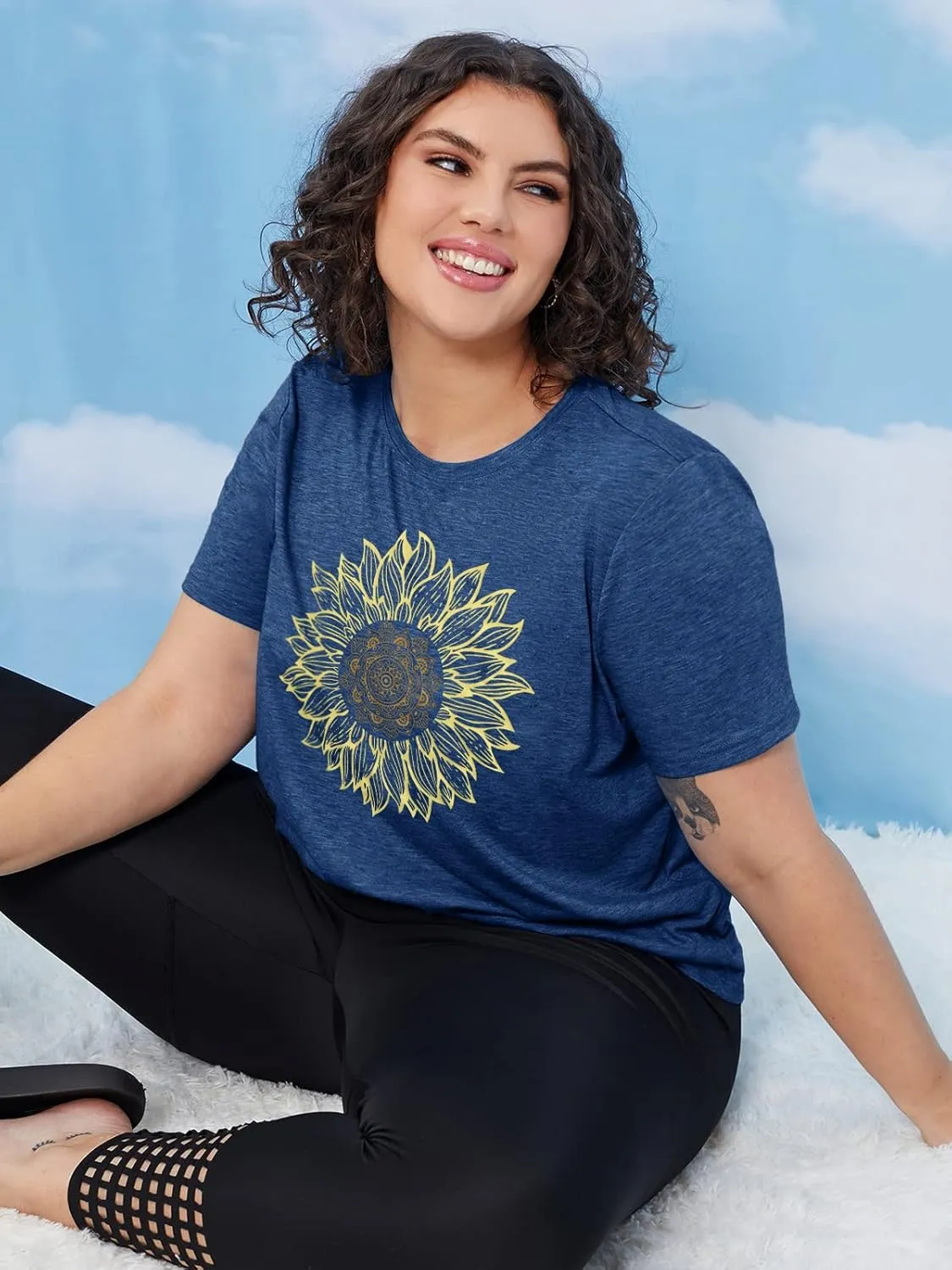 HDLTE Women Plus Size T Shirts Short Sleeve Casual Graphic Tee Tops